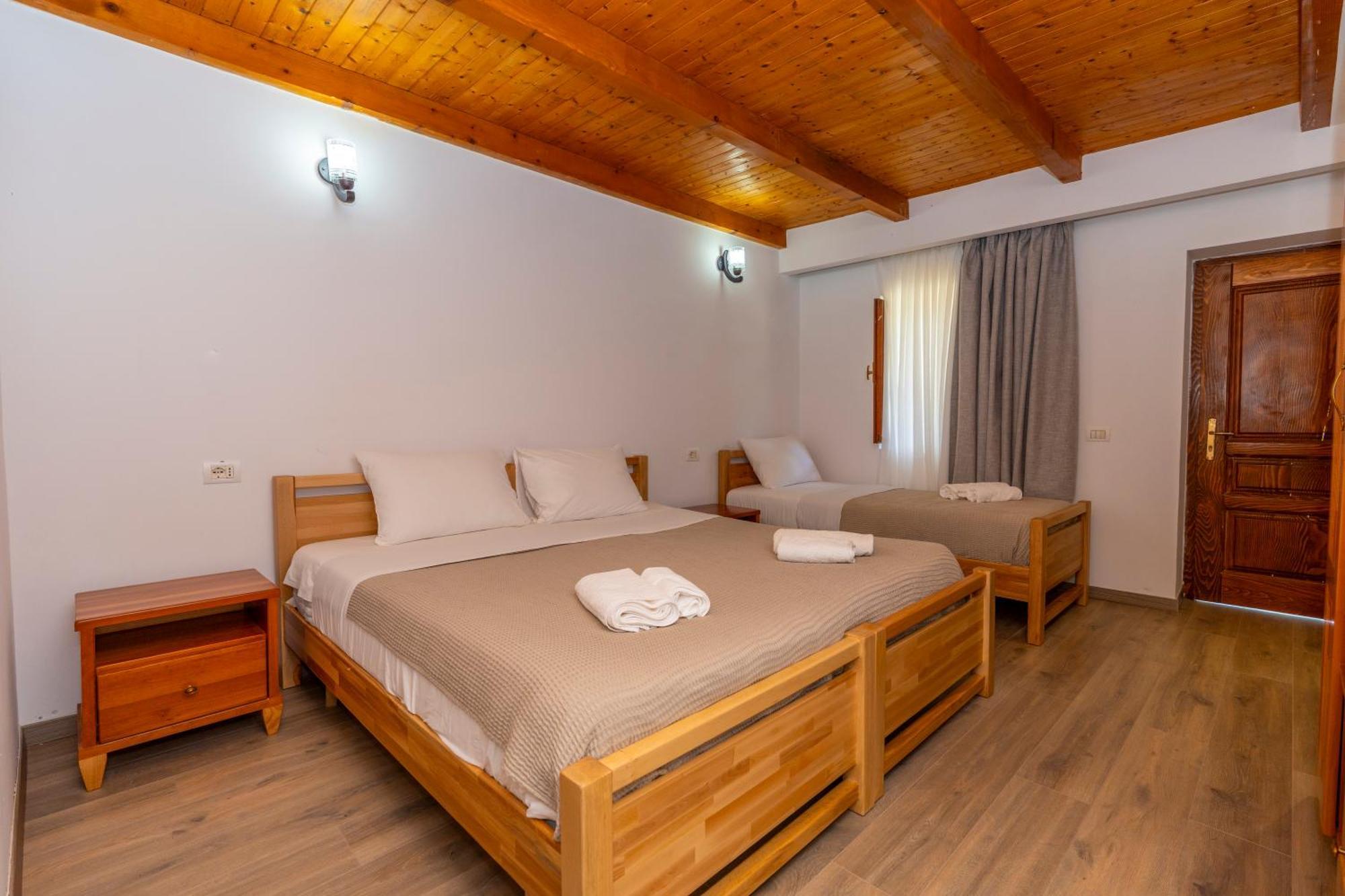 Bujtina Berishta Casa de hóspedes