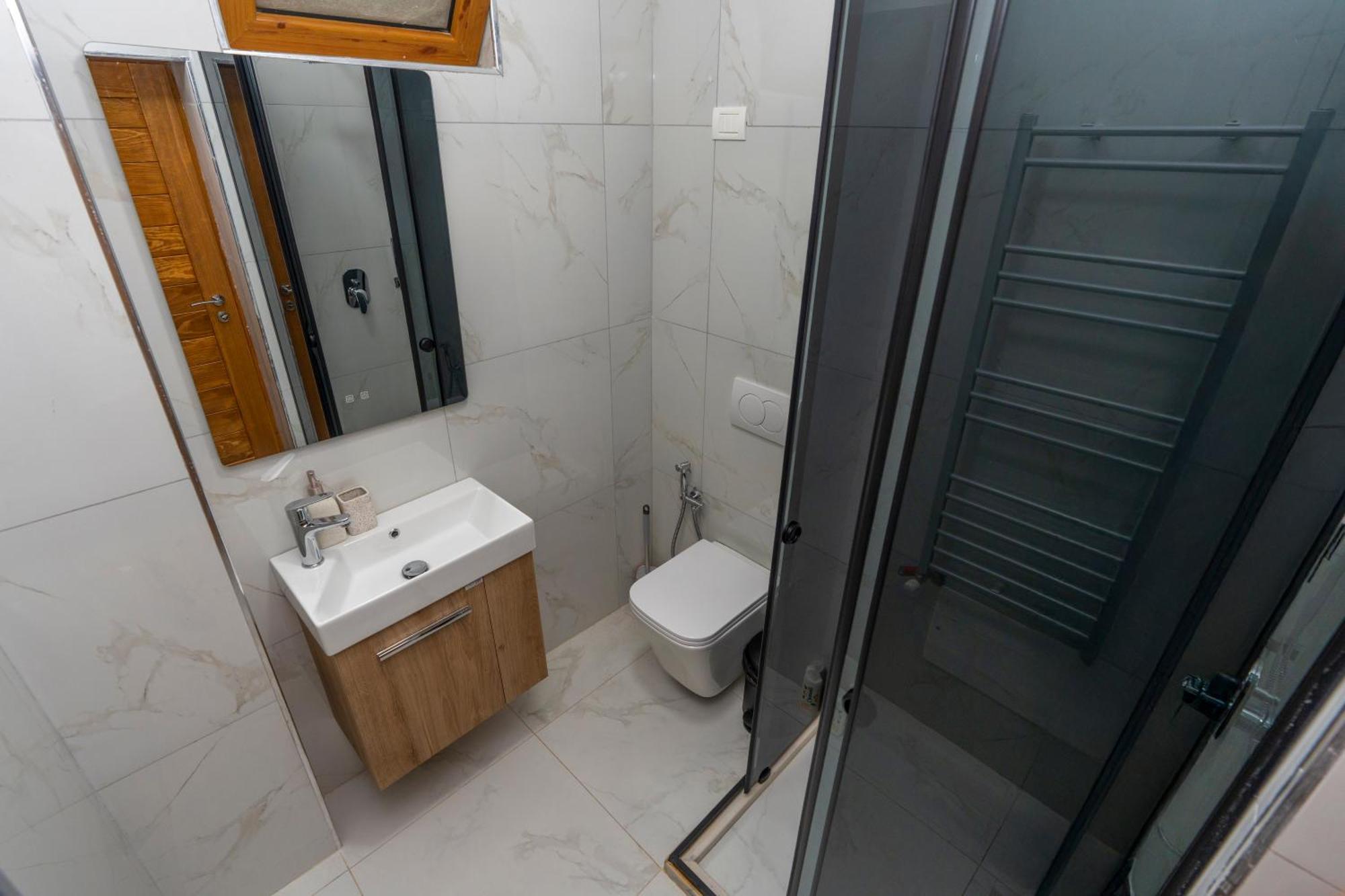 Bujtina Berishta Casa de hóspedes 5*